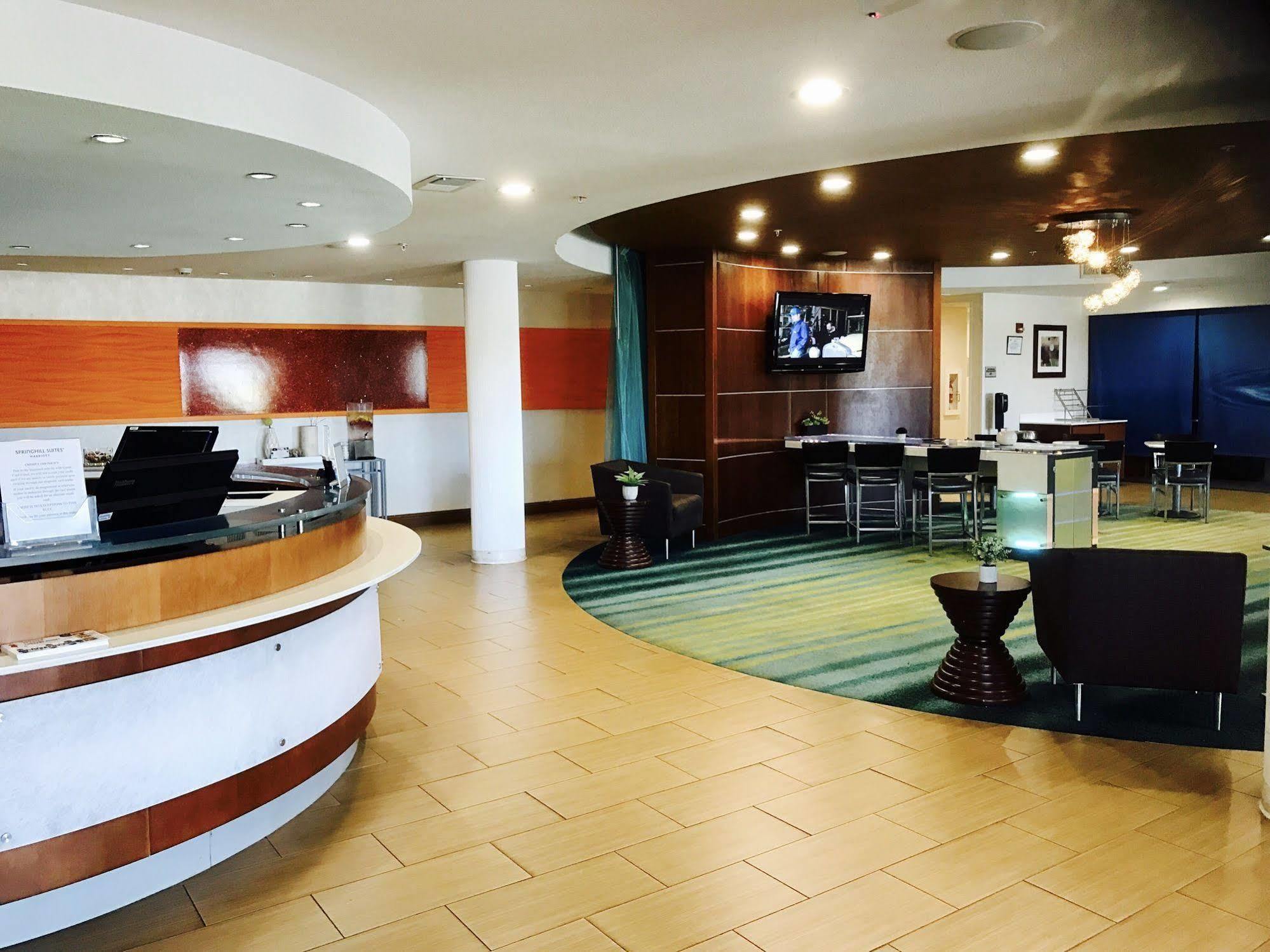 Springhill Suites By Marriott Мадера Екстериор снимка